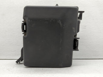 compare product 2015 Hyundai Sonata Fusebox Fuse Box Panel Relay Module P/N:91200-C2010 91950-C1820 Fits OEM Used Auto Parts