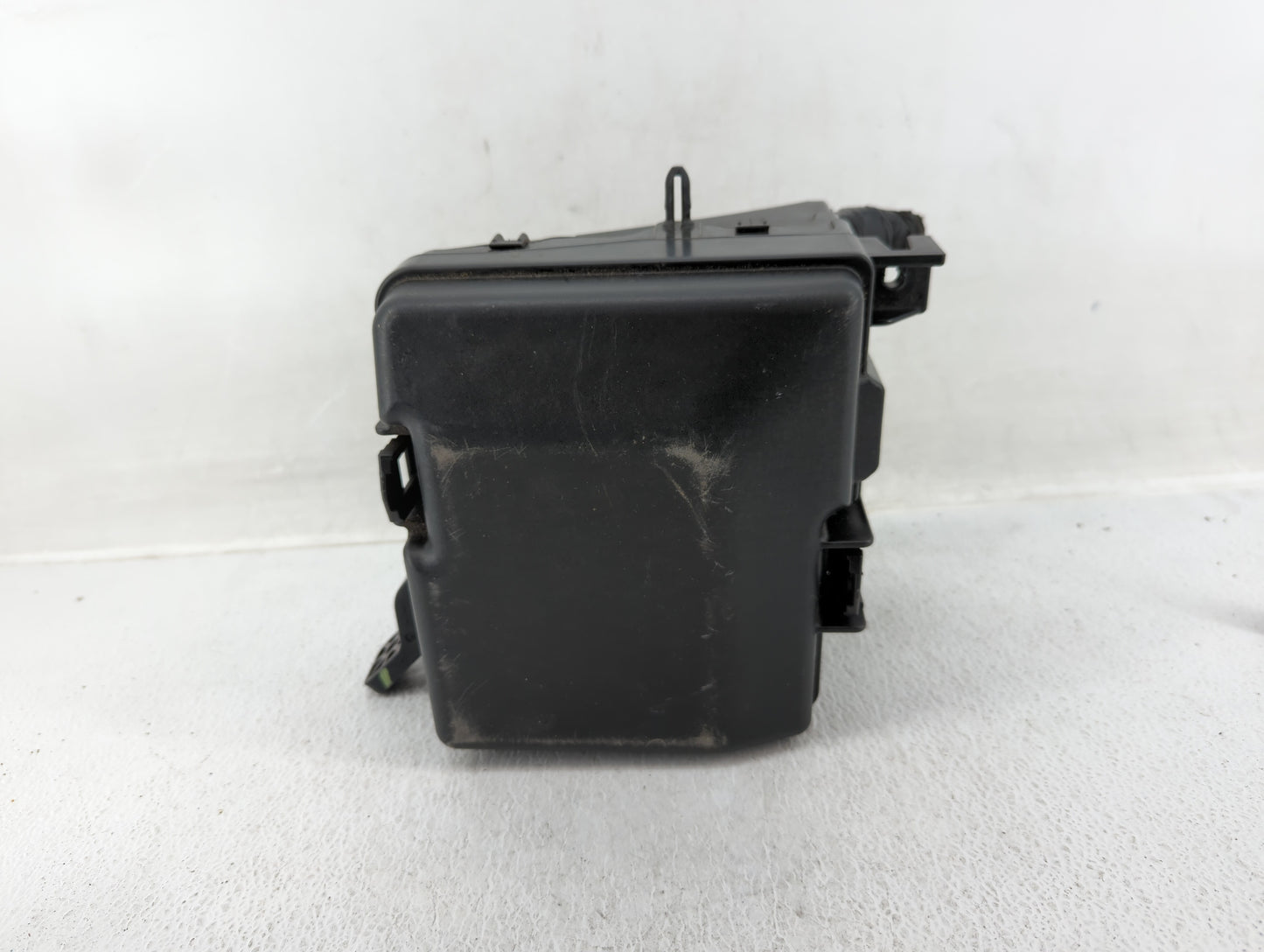 2015 Hyundai Sonata Fusebox Fuse Box Panel Relay Module P/N:91200-C2010 91950-C1820 Fits OEM Used Auto Parts - Oemusedautopa