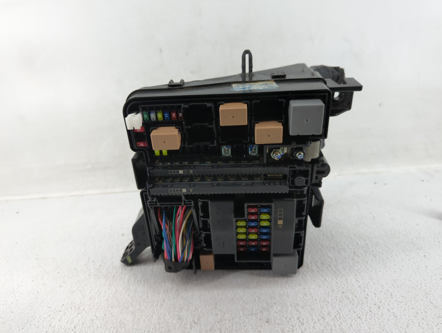 2015 Hyundai Sonata Fusebox Fuse Box Panel Relay Module P/N:91200-C2010 91950-C1820 Fits OEM Used Auto Parts - Oemusedautopa
