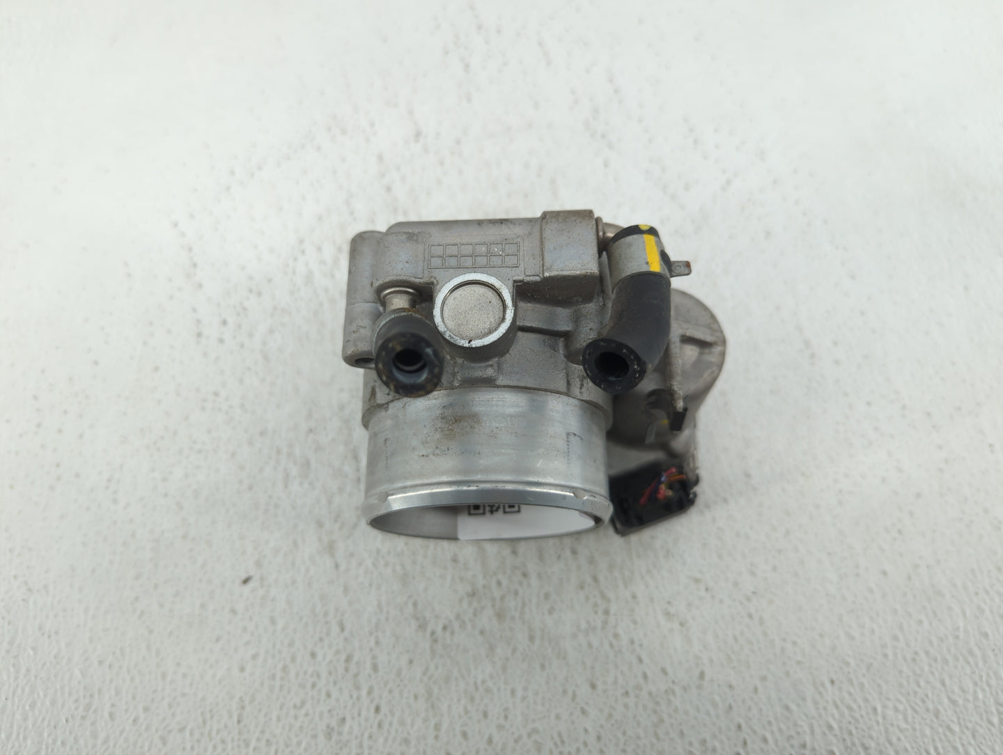 2015-2019 Hyundai Sonata Throttle Body P/N:35100-2G600 Fits Fits 2015 2016 2017 2018 2019 2020 2021 OEM Used Auto Parts - Oe