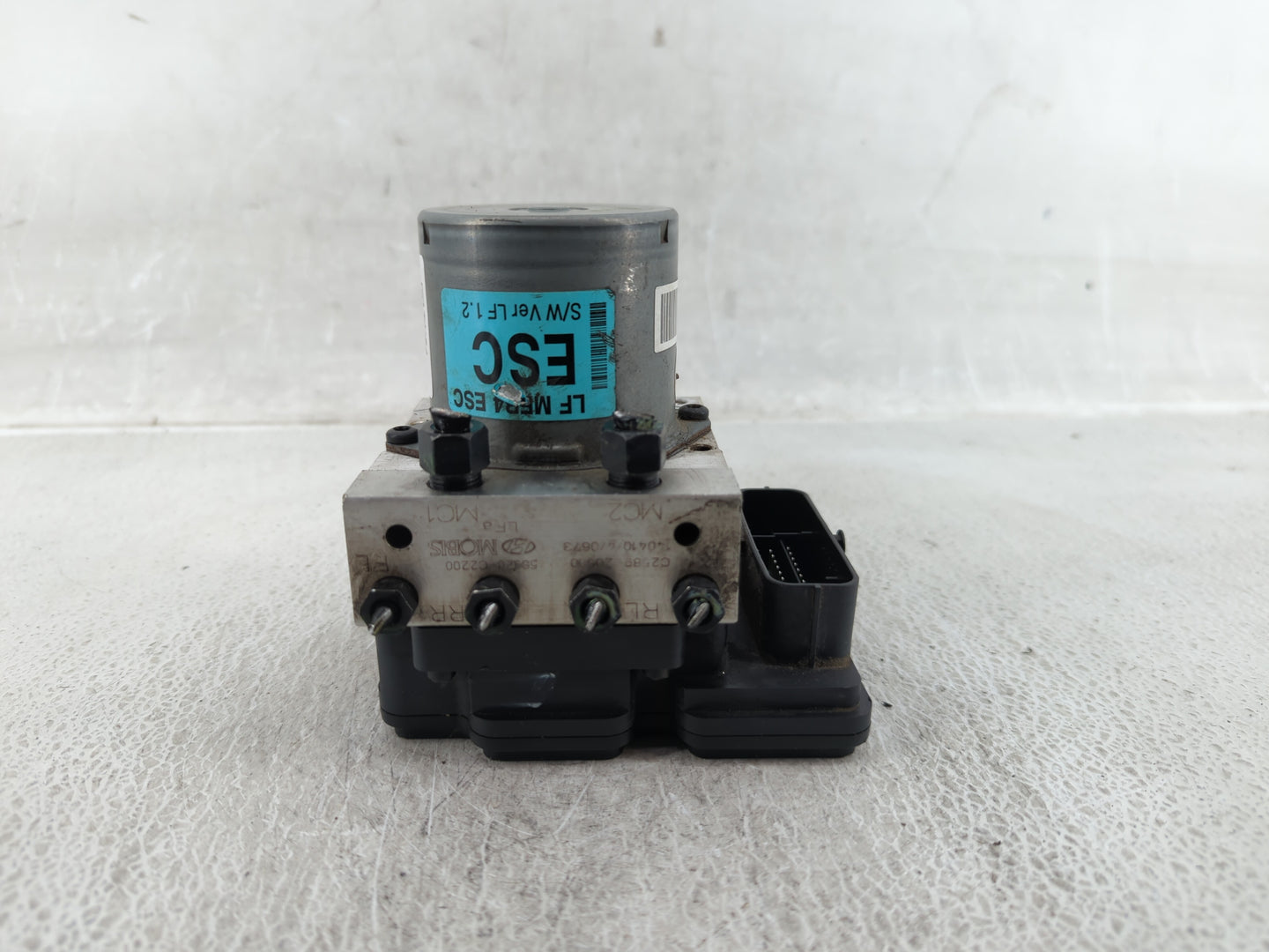 2015 Hyundai Sonata ABS Pump Control Module Replacement P/N:61589-45100 58920-C2200 Fits OEM Used Auto Parts - Oemusedautopa