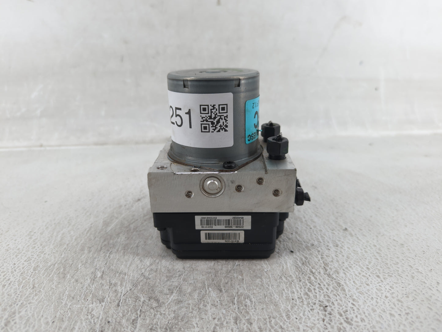 2015 Hyundai Sonata ABS Pump Control Module Replacement P/N:61589-45100 58920-C2200 Fits OEM Used Auto Parts - Oemusedautopa