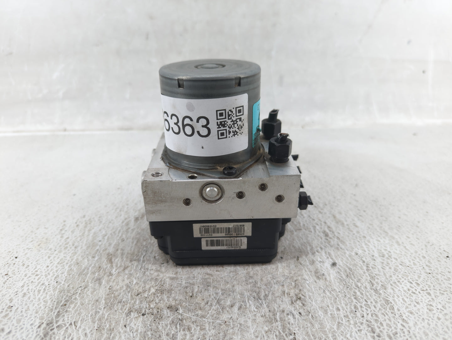 2015 Hyundai Sonata ABS Pump Control Module Replacement P/N:61589-45100 58920-C2200 Fits OEM Used Auto Parts - Oemusedautopa