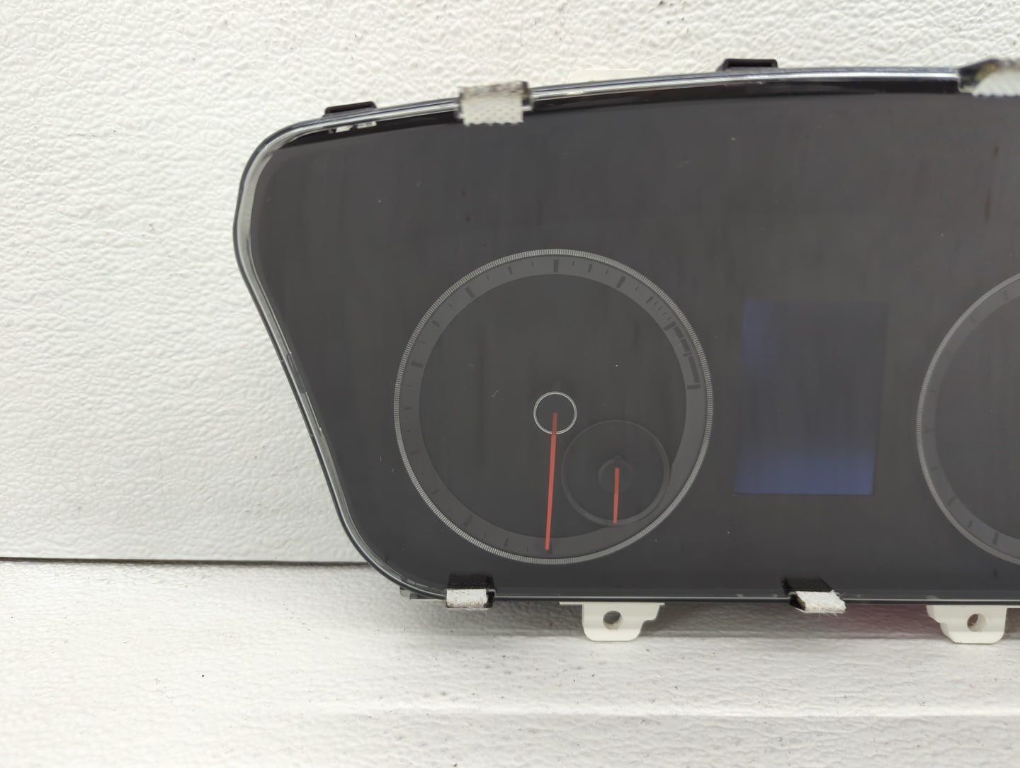 2015 Hyundai Sonata Instrument Cluster Speedometer Gauges P/N:94021-C2000 94031-C2000 Fits OEM Used Auto Parts - Oemusedauto