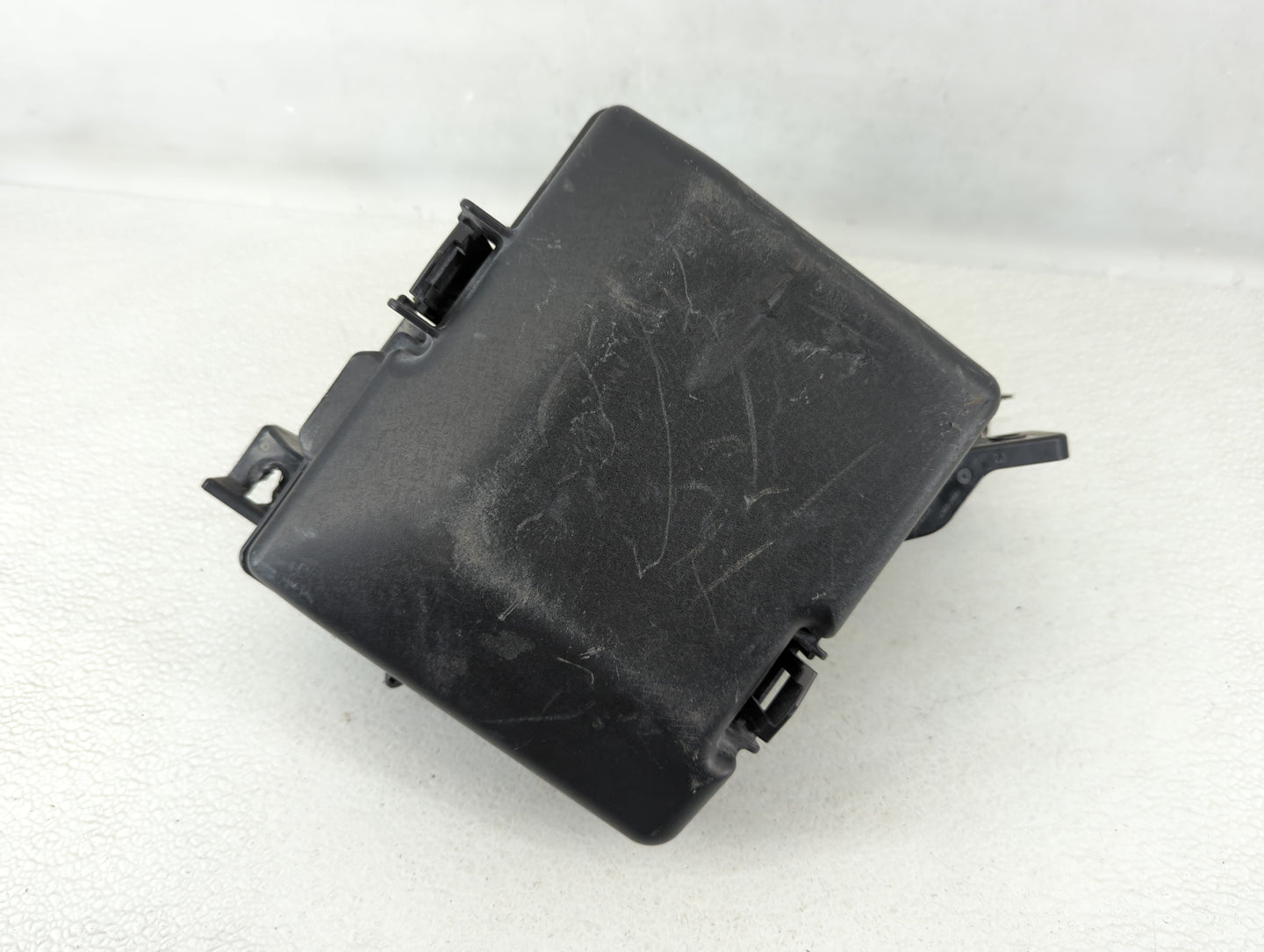 2015 Hyundai Sonata Fusebox Fuse Box Panel Relay Module P/N:6423-0102-7-000 Fits OEM Used Auto Parts - Oemusedautoparts1.com