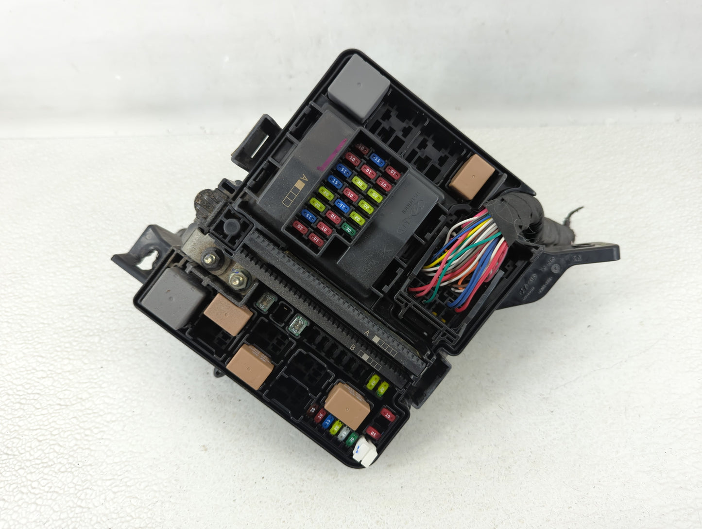 2015 Hyundai Sonata Fusebox Fuse Box Panel Relay Module P/N:6423-0102-7-000 Fits OEM Used Auto Parts - Oemusedautoparts1.com
