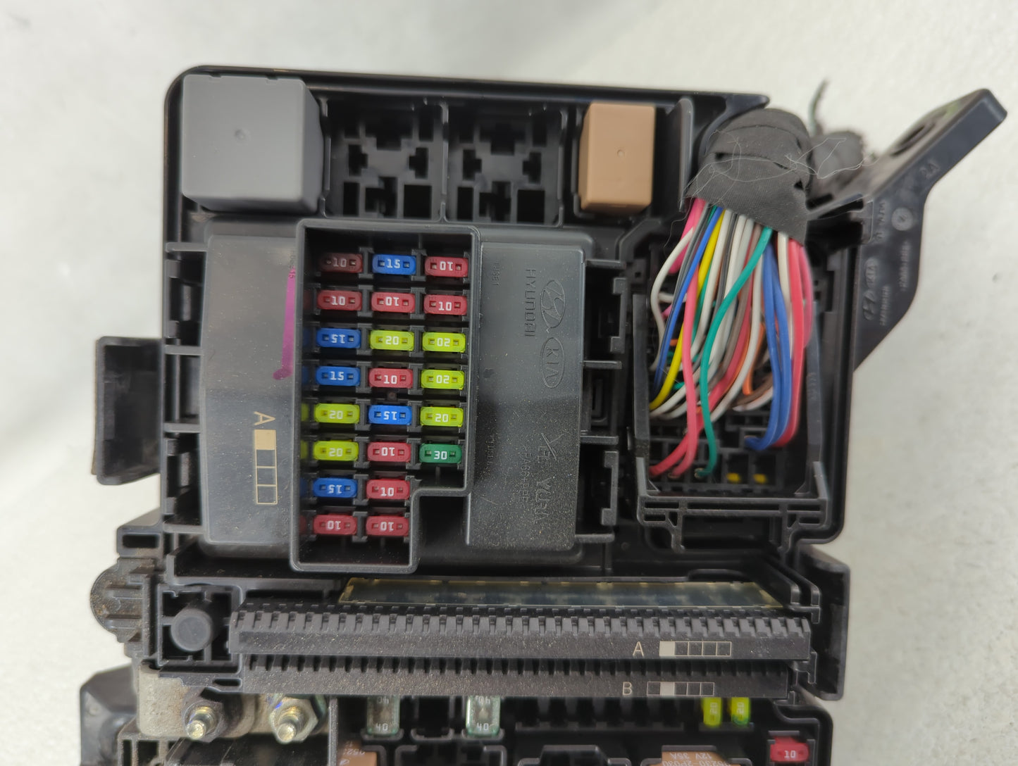 2015 Hyundai Sonata Fusebox Fuse Box Panel Relay Module P/N:6423-0102-7-000 Fits OEM Used Auto Parts - Oemusedautoparts1.com