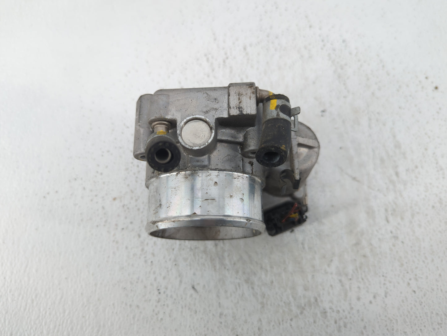 2015-2019 Hyundai Sonata Throttle Body P/N:35100-2G600 Fits Fits 2015 2016 2017 2018 2019 2020 2021 OEM Used Auto Parts - Oe