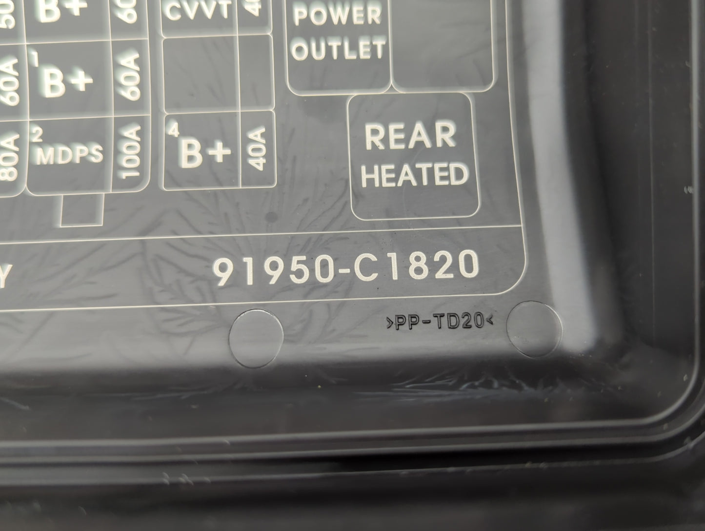 2015 Hyundai Sonata Fusebox Fuse Box Panel Relay Module P/N:91950-C1820 6423-0102 Fits OEM Used Auto Parts - Oemusedautopart