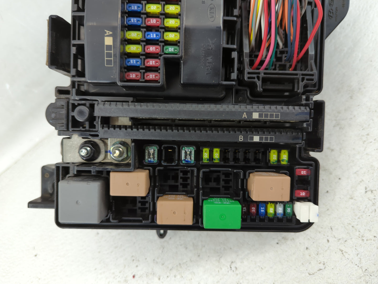 2015 Hyundai Sonata Fusebox Fuse Box Panel Relay Module P/N:91200C2051LA Fits OEM Used Auto Parts - Oemusedautoparts1.com