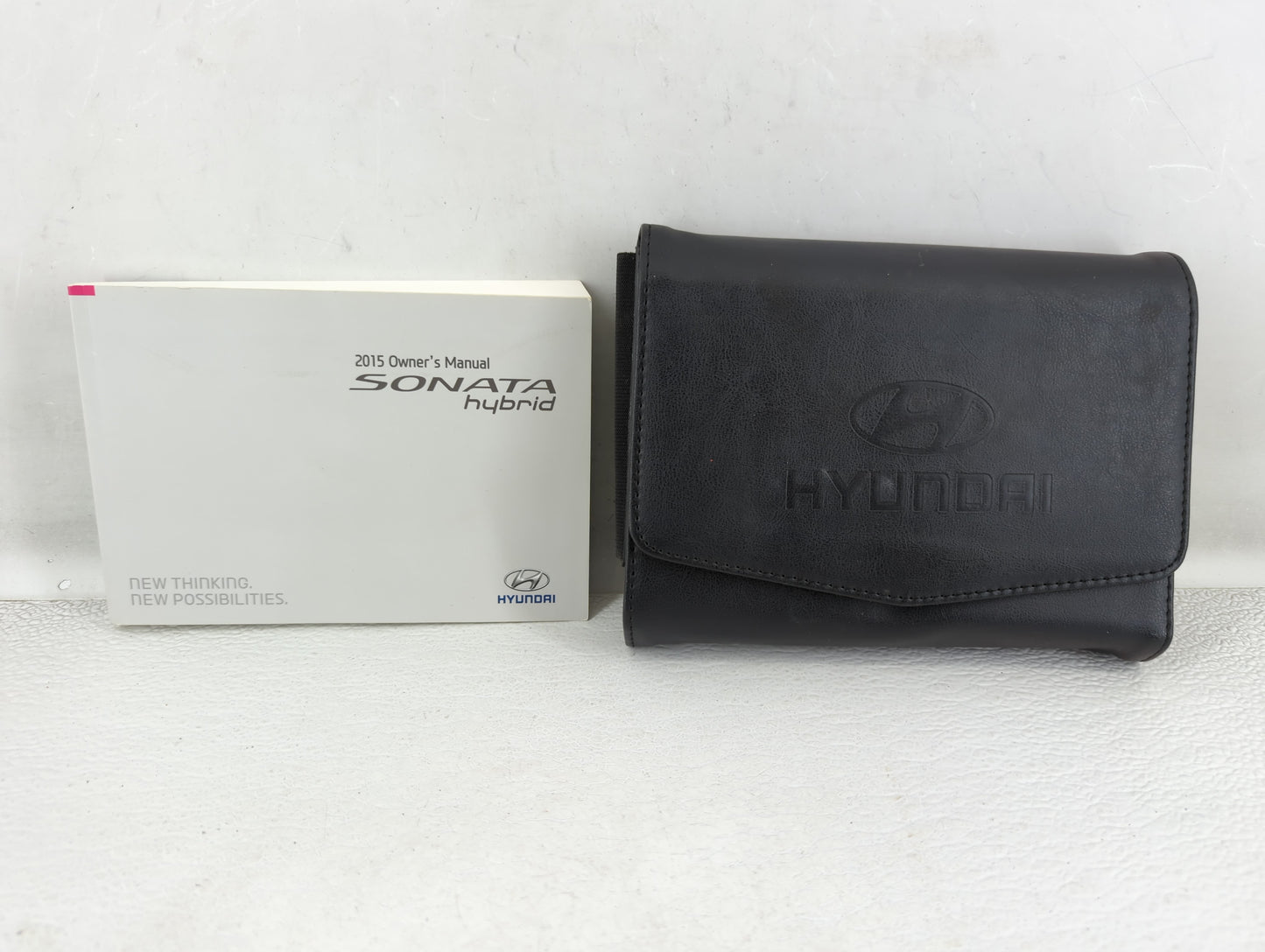 2015 Hyundai Sonata Owners Manual Book Guide P/N:E4R0-EU45F OEM Used Auto Parts - Oemusedautoparts1.com