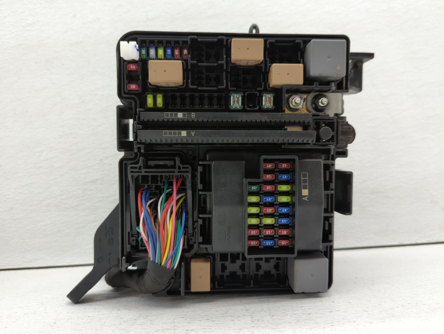 2015 Hyundai Sonata Fusebox Fuse Box Panel Relay Module P/N:6423-0102-7-000 Fits OEM Used Auto Parts - Oemusedautoparts1.com