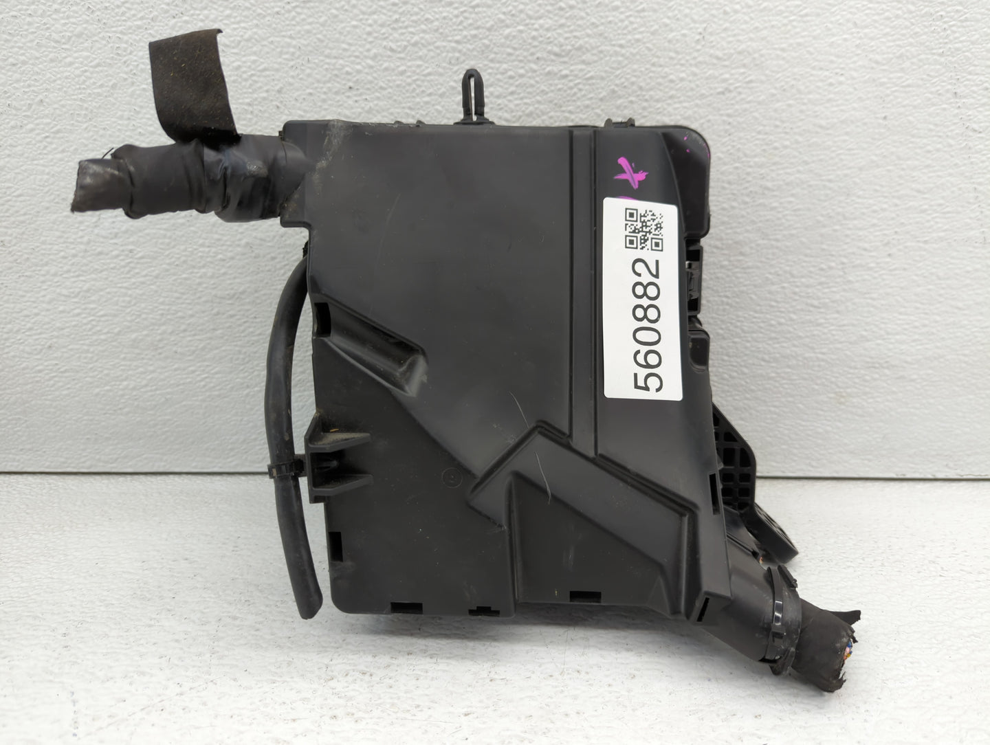 2015 Hyundai Sonata Fusebox Fuse Box Panel Relay Module P/N:6423-0102-7-000 Fits OEM Used Auto Parts - Oemusedautoparts1.com