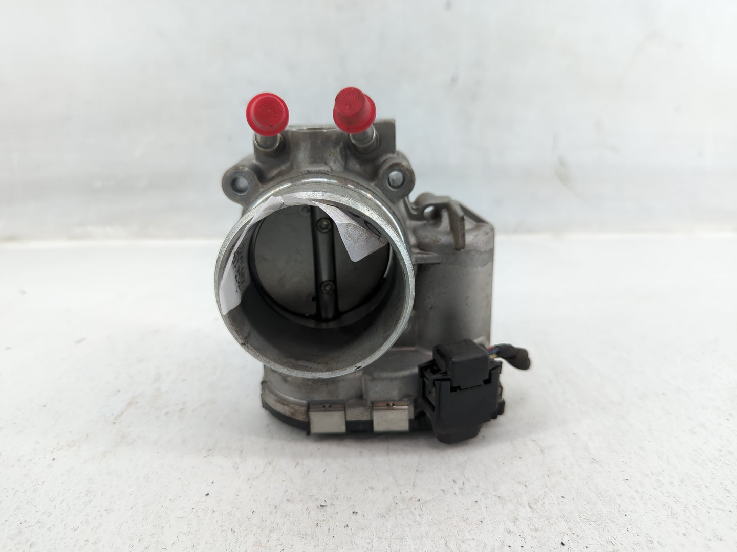 2015-2019 Hyundai Sonata Throttle Body P/N:35100-2G610 Fits Fits 2015 2016 2017 2018 2019 2020 2021 OEM Used Auto Parts - Oe