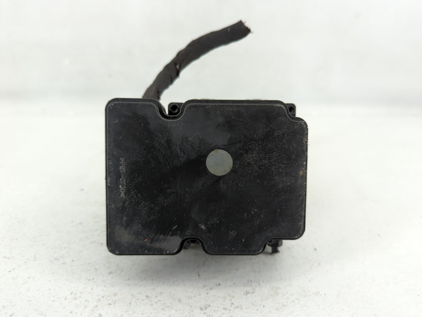 2015 Hyundai Sonata ABS Pump Control Module Replacement P/N:C2589-20500 58920-C2200 Fits OEM Used Auto Parts - Oemusedautopa