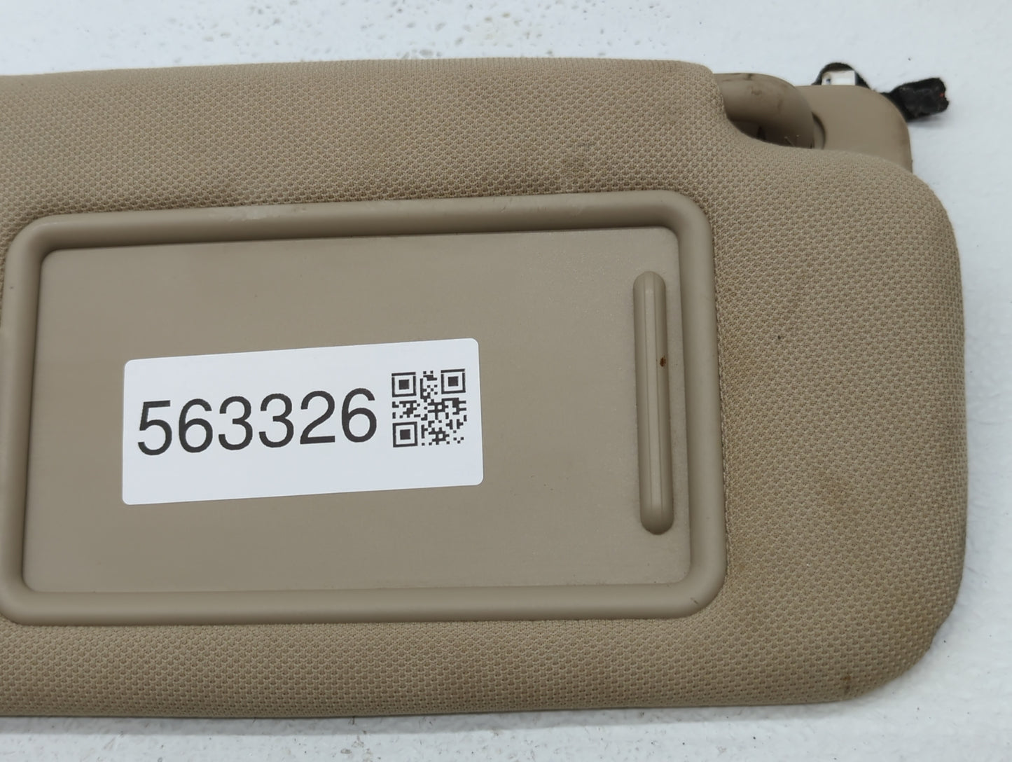 2015-2019 Hyundai Sonata Sun Visor Shade Replacement Passenger Right Mirror Fits Fits 2015 2016 2017 2018 2019 OEM Used Auto
