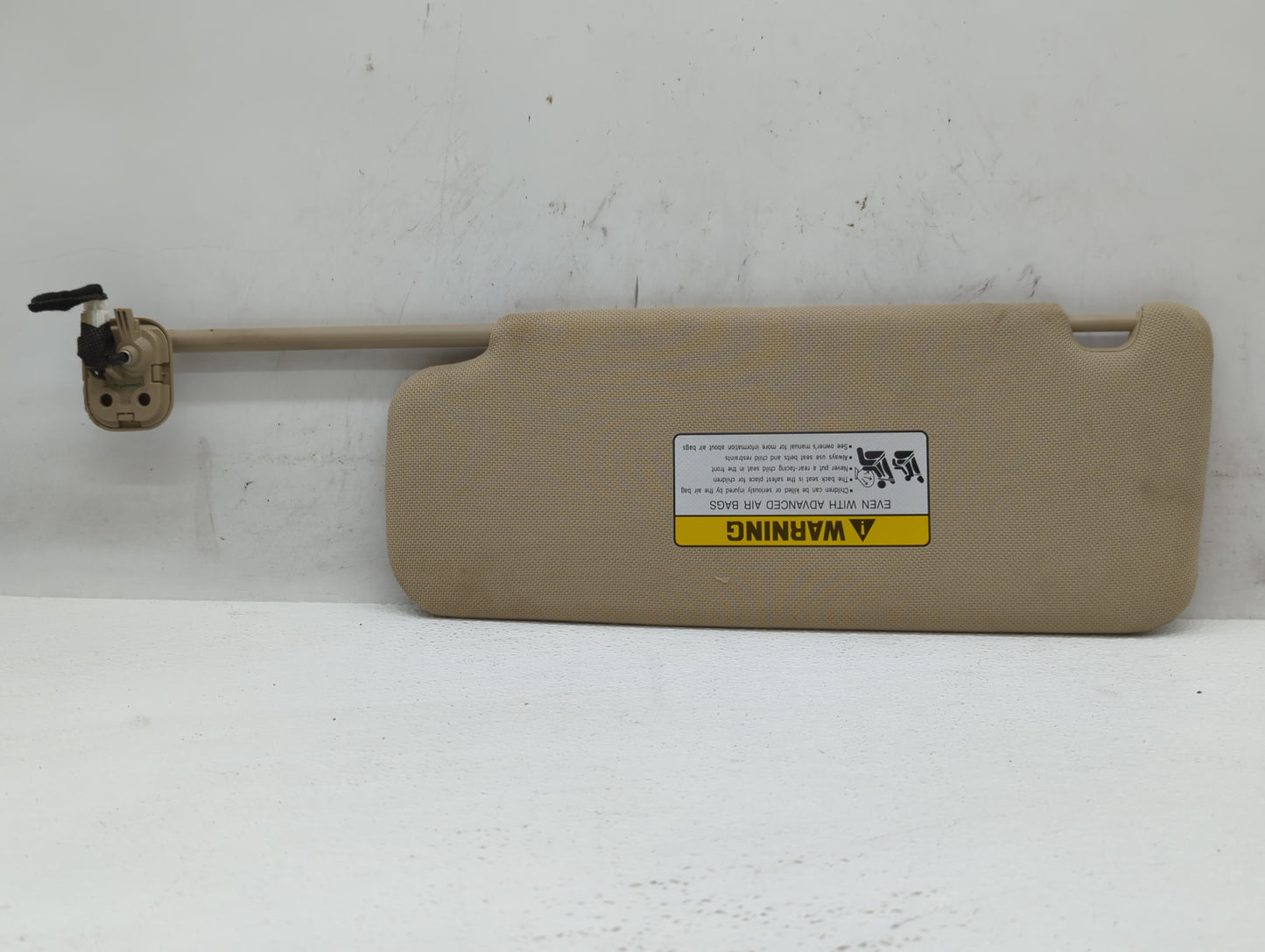 2015-2019 Hyundai Sonata Sun Visor Shade Replacement Passenger Right Mirror Fits Fits 2015 2016 2017 2018 2019 OEM Used Auto
