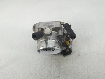 2011-2015 Hyundai Sonata Throttle Body P/N:35100-2G800 Fits Fits 2011 2012 2013 2014 2015 2016 OEM Used Auto Parts