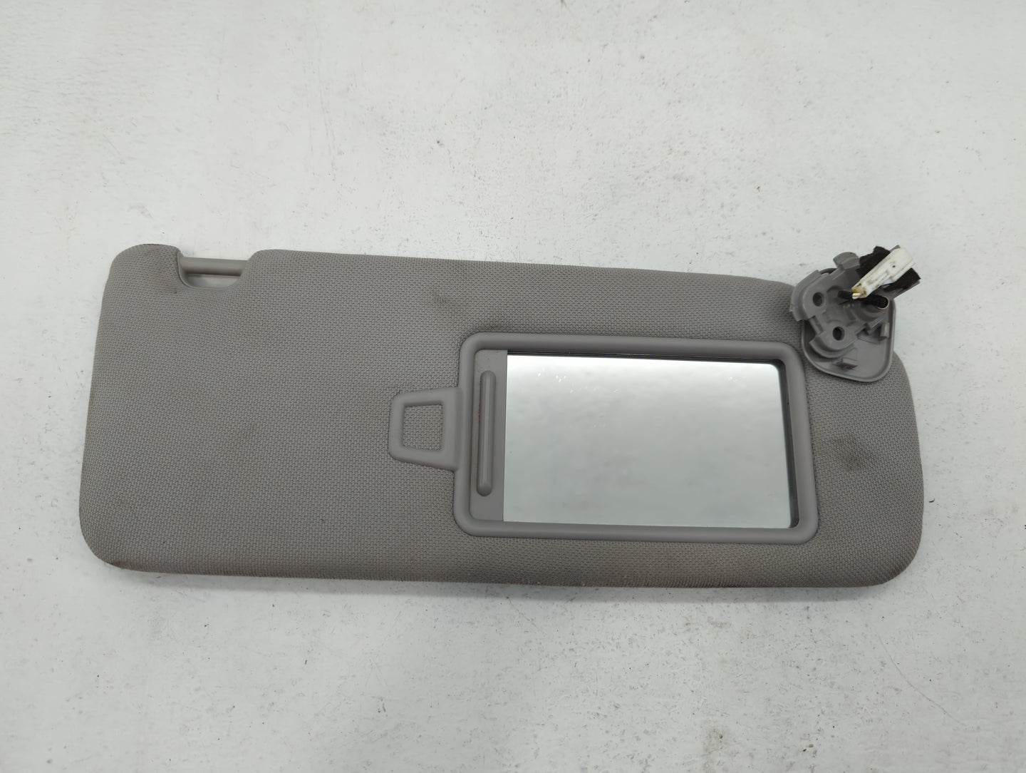 2015-2019 Hyundai Sonata Sun Visor Shade Replacement Passenger Right Mirror Fits Fits 2015 2016 2017 2018 2019 OEM Used Auto
