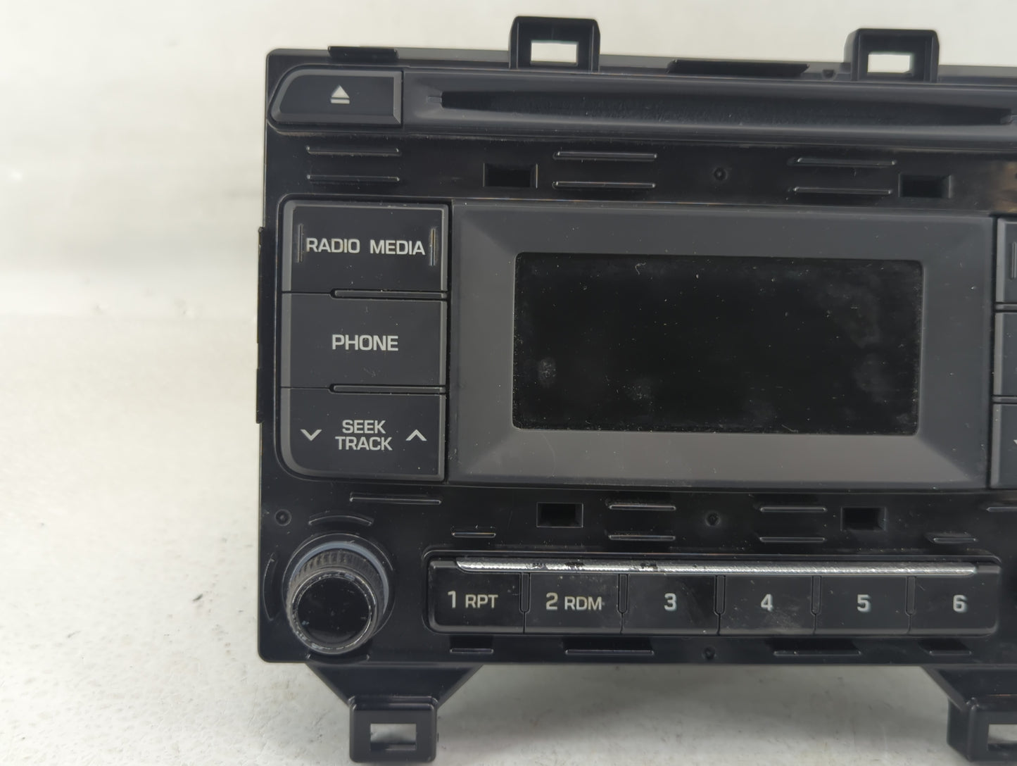 2015-2015 Hyundai Sonata Am Fm Cd Player Radio Receiver - Oemusedautoparts1.com