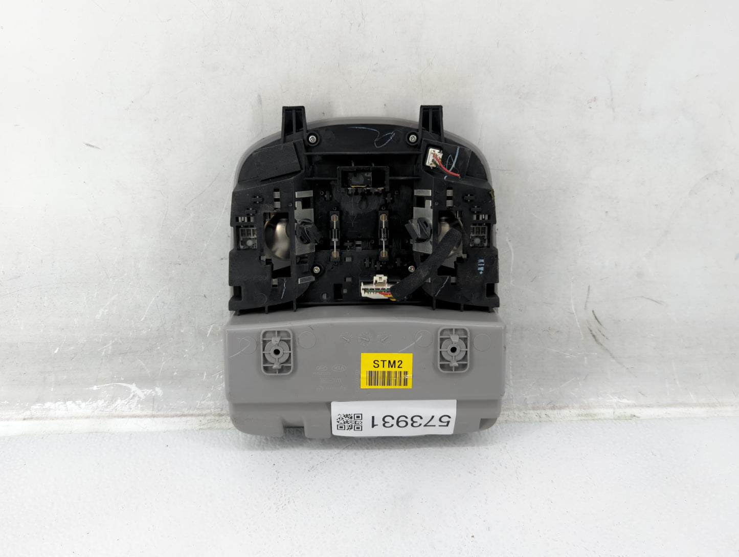 2015 Hyundai Sonata Overhead Roof Console - Oemusedautoparts1.com