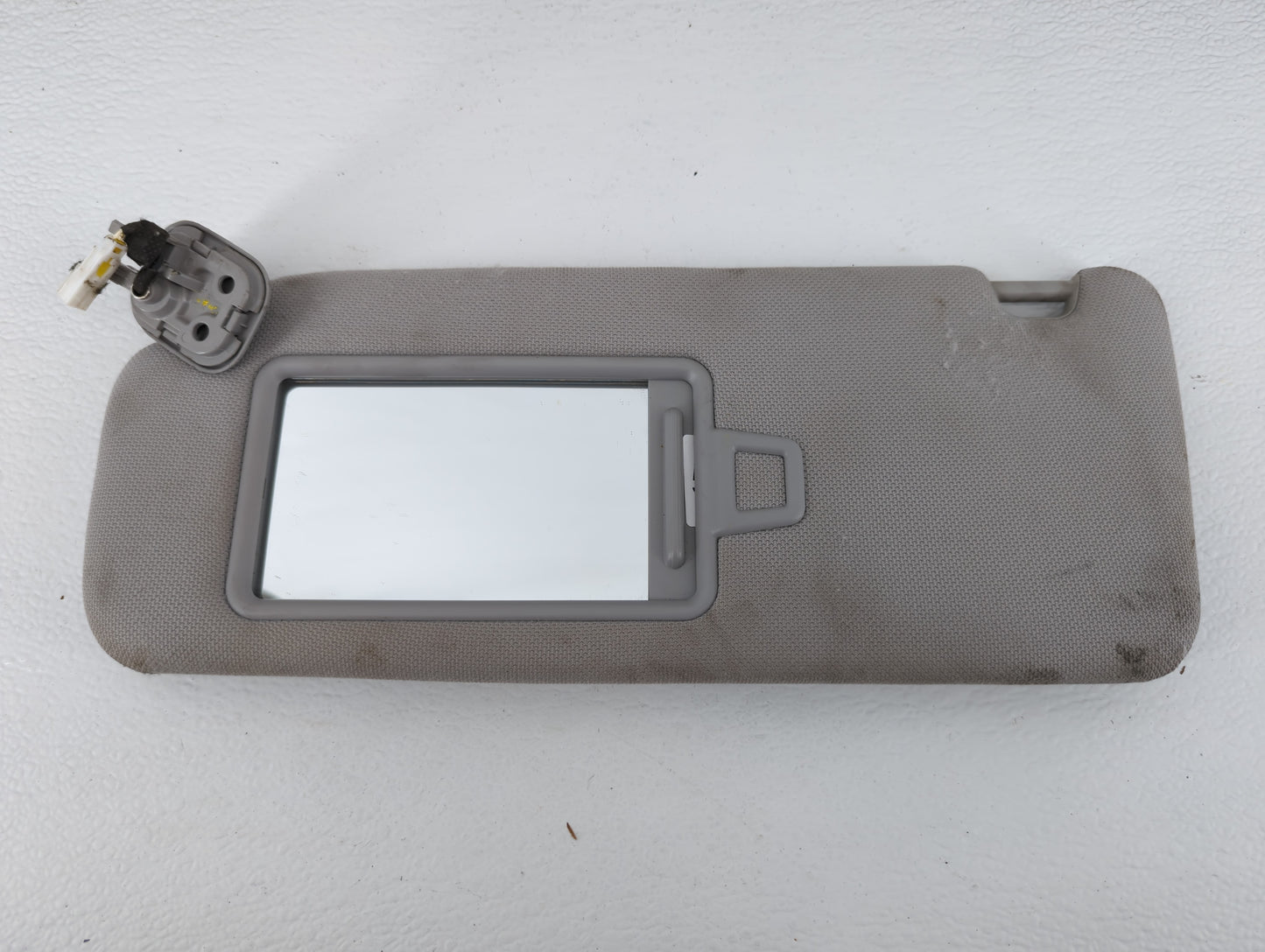 2015-2019 Hyundai Sonata Sun Visor Shade Replacement Driver Left Mirror Fits Fits 2015 2016 2017 2018 2019 OEM Used Auto Par