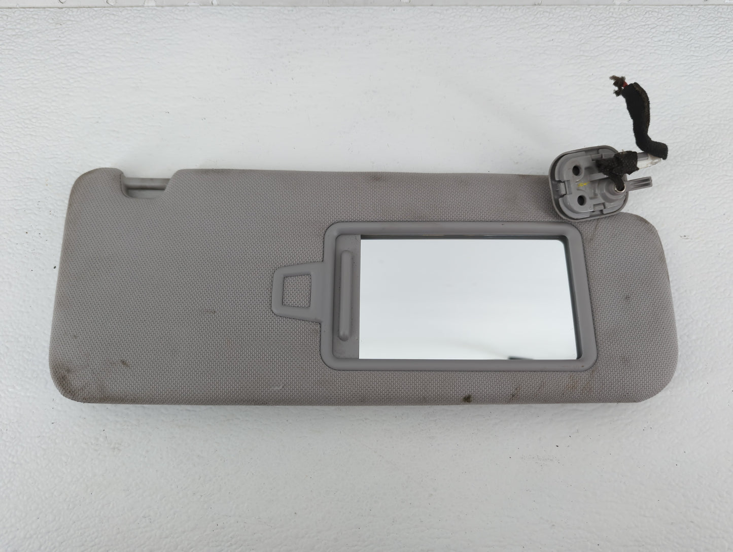2015-2019 Hyundai Sonata Sun Visor Shade Replacement Passenger Right Mirror Fits Fits 2015 2016 2017 2018 2019 OEM Used Auto