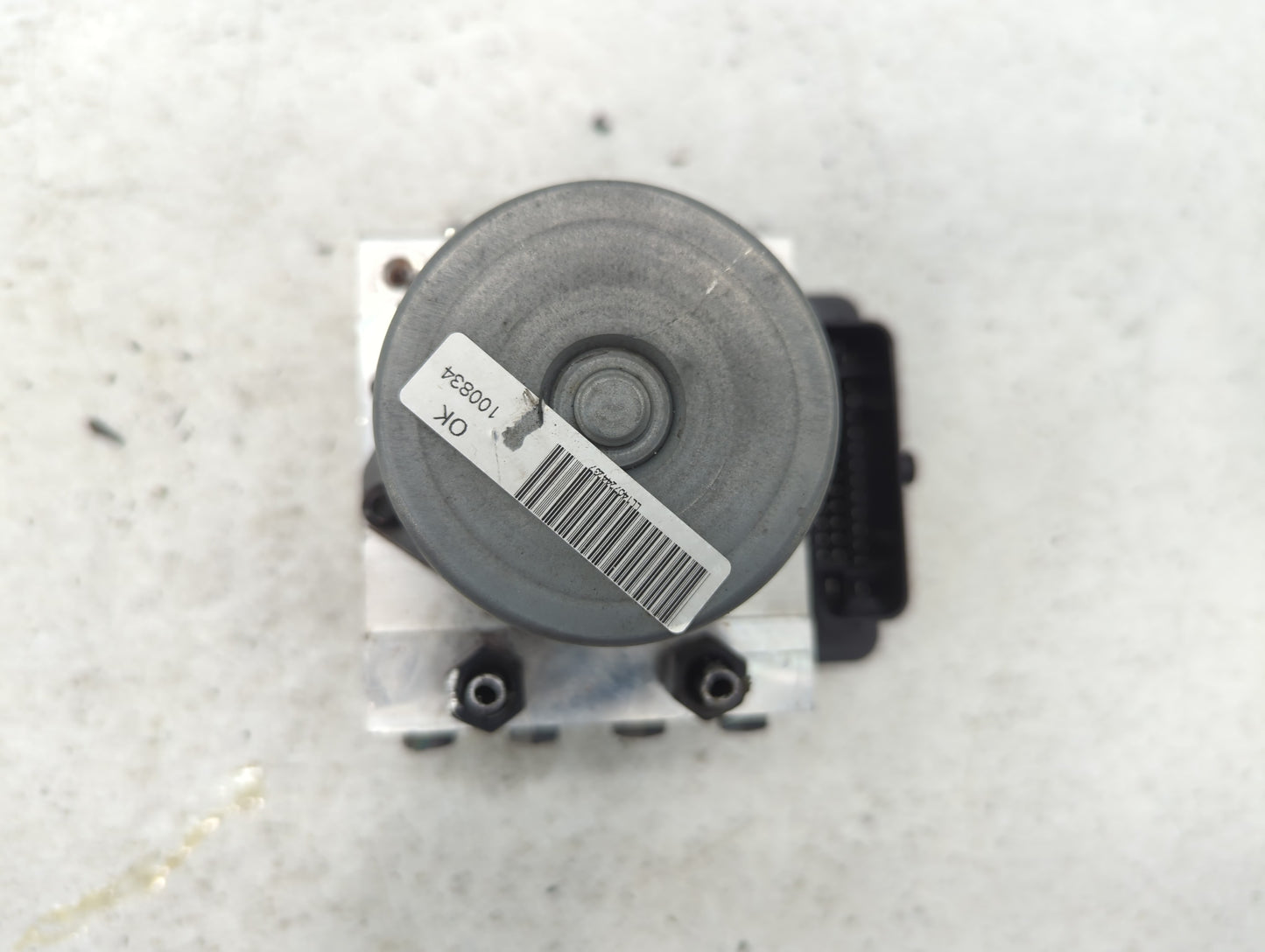 2015 Hyundai Sonata ABS Pump Control Module Replacement P/N:58920-C2200 Fits OEM Used Auto Parts - Oemusedautoparts1.com