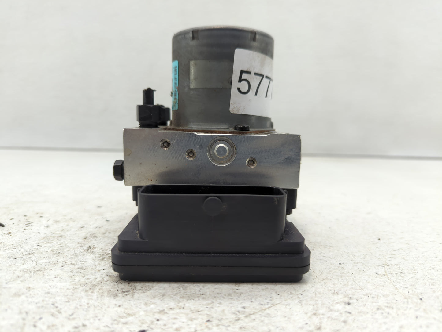 2015 Hyundai Sonata ABS Pump Control Module Replacement P/N:58920-C2200 Fits OEM Used Auto Parts - Oemusedautoparts1.com