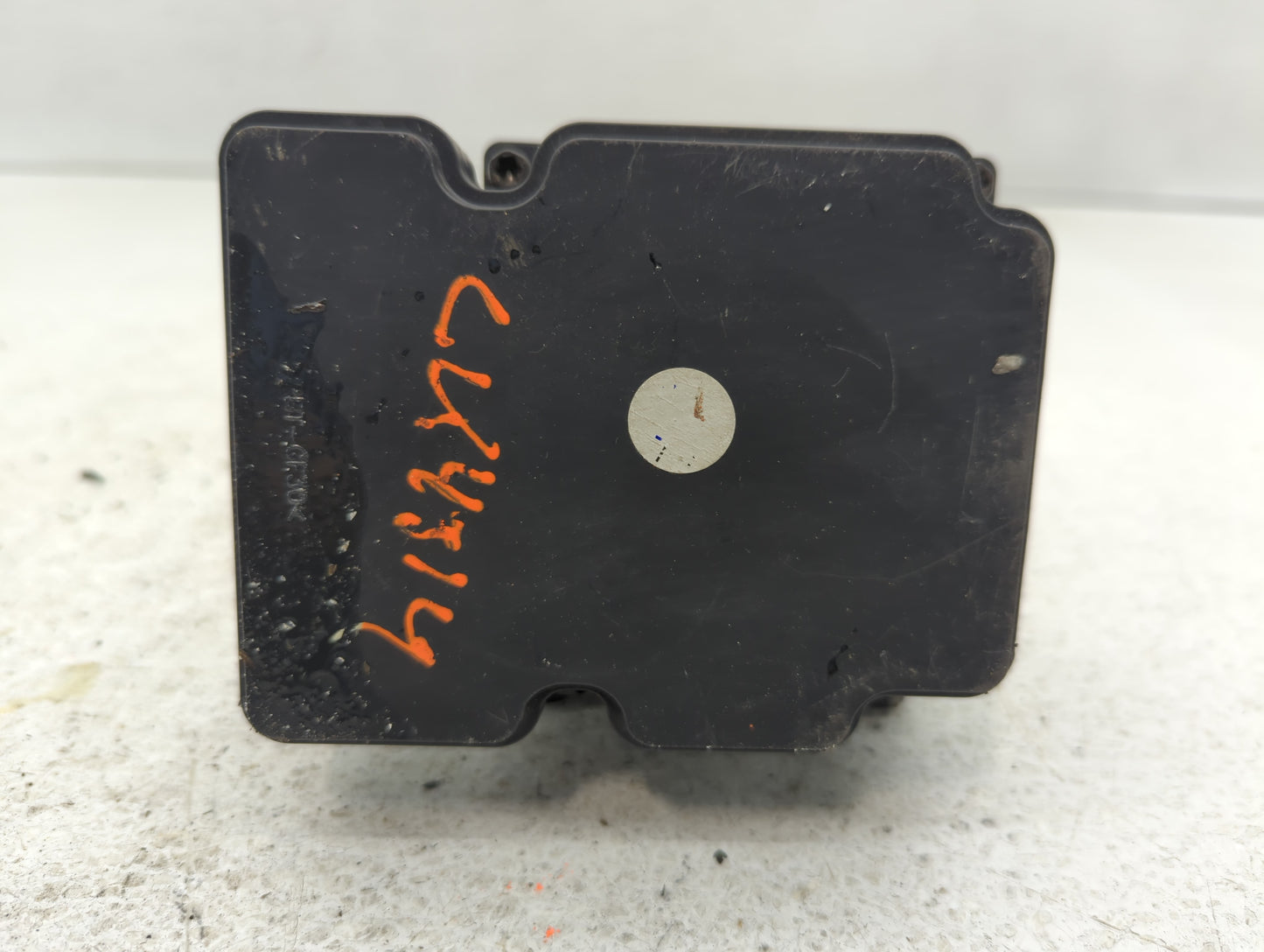 2015 Hyundai Sonata ABS Pump Control Module Replacement P/N:58920-C2200 Fits OEM Used Auto Parts - Oemusedautoparts1.com