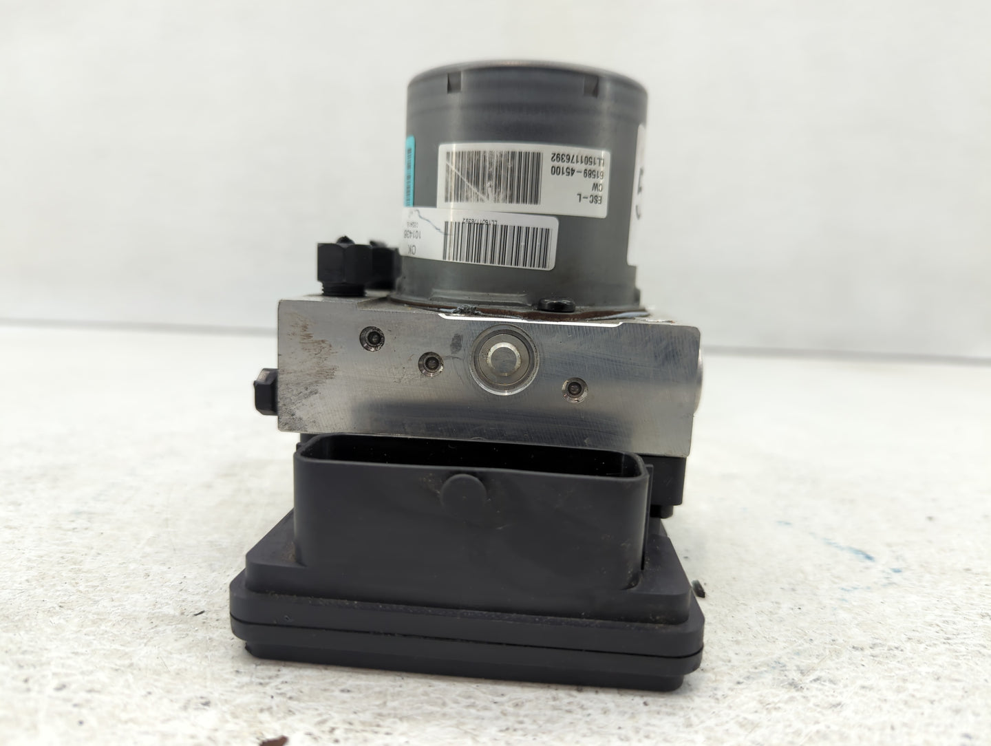 2015 Hyundai Sonata ABS Pump Control Module Replacement P/N:58920-C2200 Fits OEM Used Auto Parts - Oemusedautoparts1.com