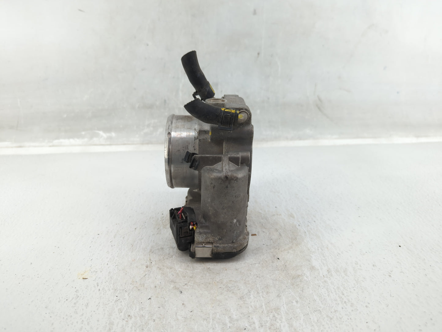 2015-2019 Hyundai Sonata Throttle Body P/N:0 280 750 618 35100-2G600 Fits Fits 2015 2016 2017 2018 2019 2020 2021 OEM Used A