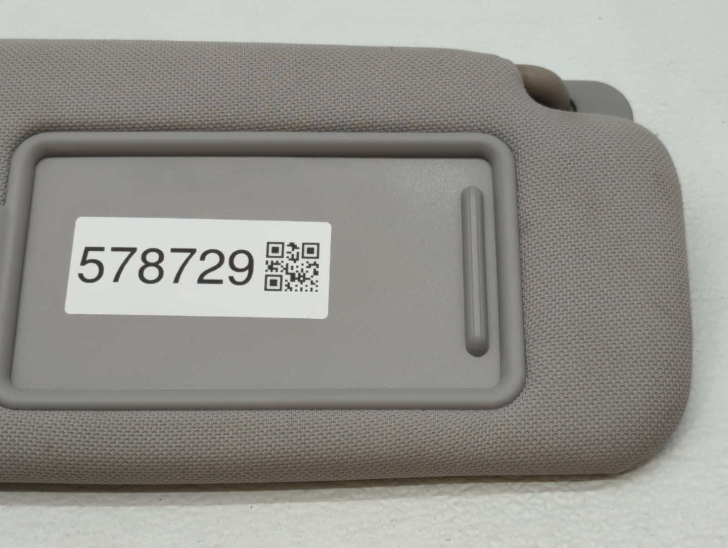 2015-2019 Hyundai Sonata Sun Visor Shade Replacement Passenger Right Mirror Fits Fits 2015 2016 2017 2018 2019 OEM Used Auto