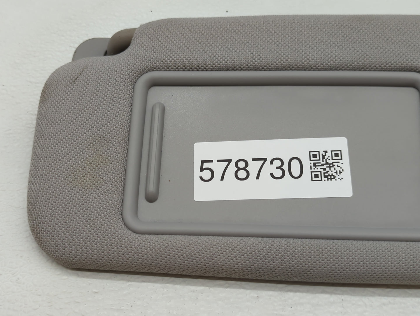 2015-2019 Hyundai Sonata Sun Visor Shade Replacement Passenger Right Mirror Fits Fits 2015 2016 2017 2018 2019 OEM Used Auto