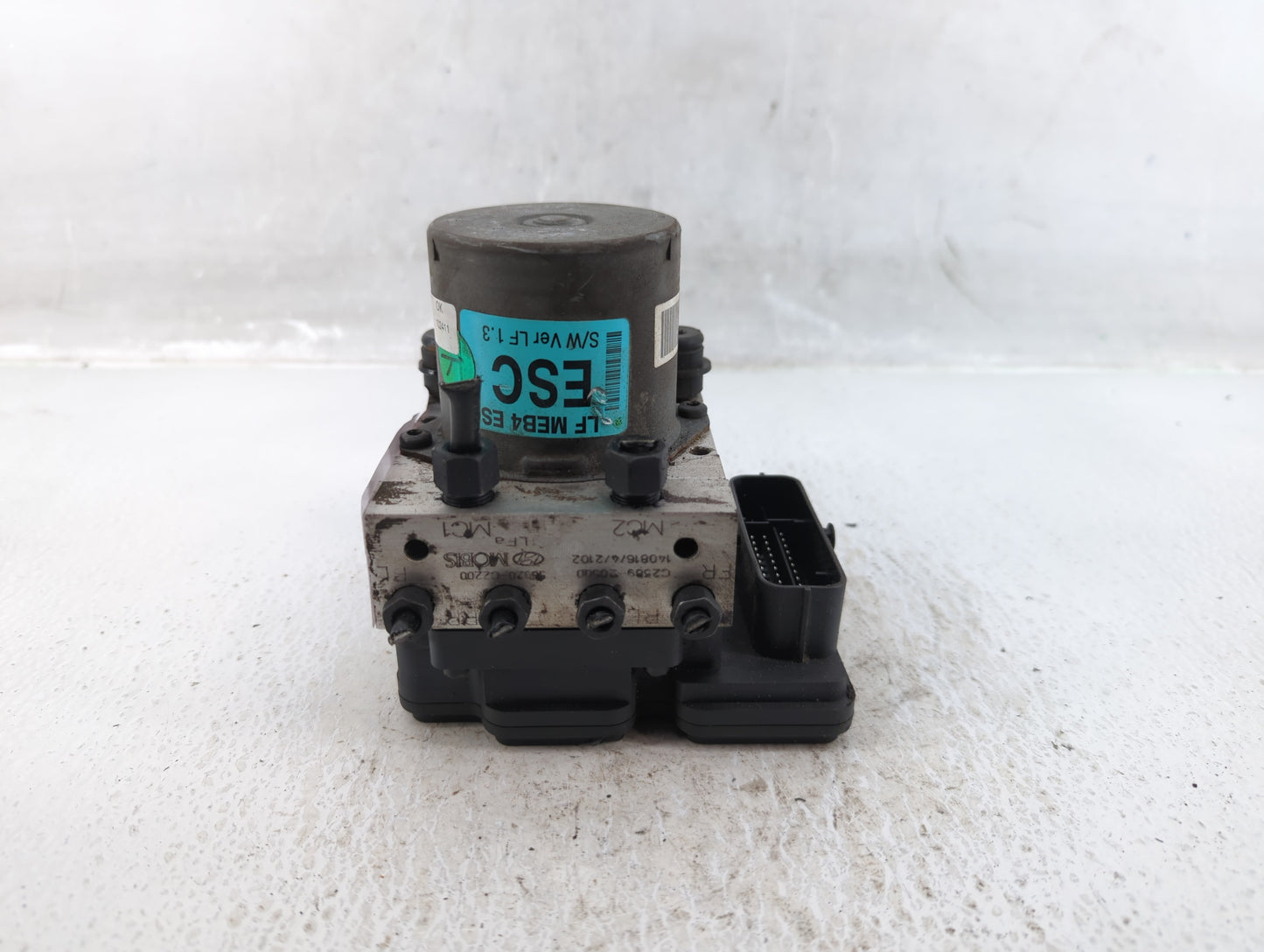 2015 Hyundai Sonata ABS Pump Control Module Replacement P/N:61589-45100 Fits OEM Used Auto Parts - Oemusedautoparts1.com