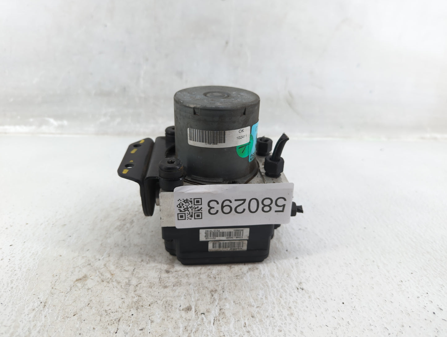 2015 Hyundai Sonata ABS Pump Control Module Replacement P/N:61589-45100 Fits OEM Used Auto Parts - Oemusedautoparts1.com