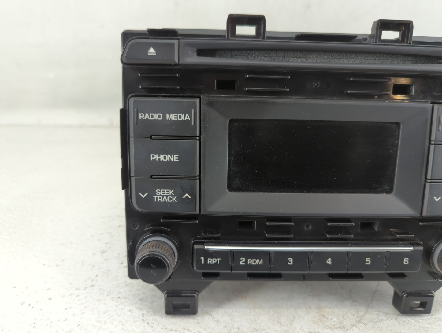 2015-2015 Hyundai Sonata Am Fm Cd Player Radio Receiver - Oemusedautoparts1.com