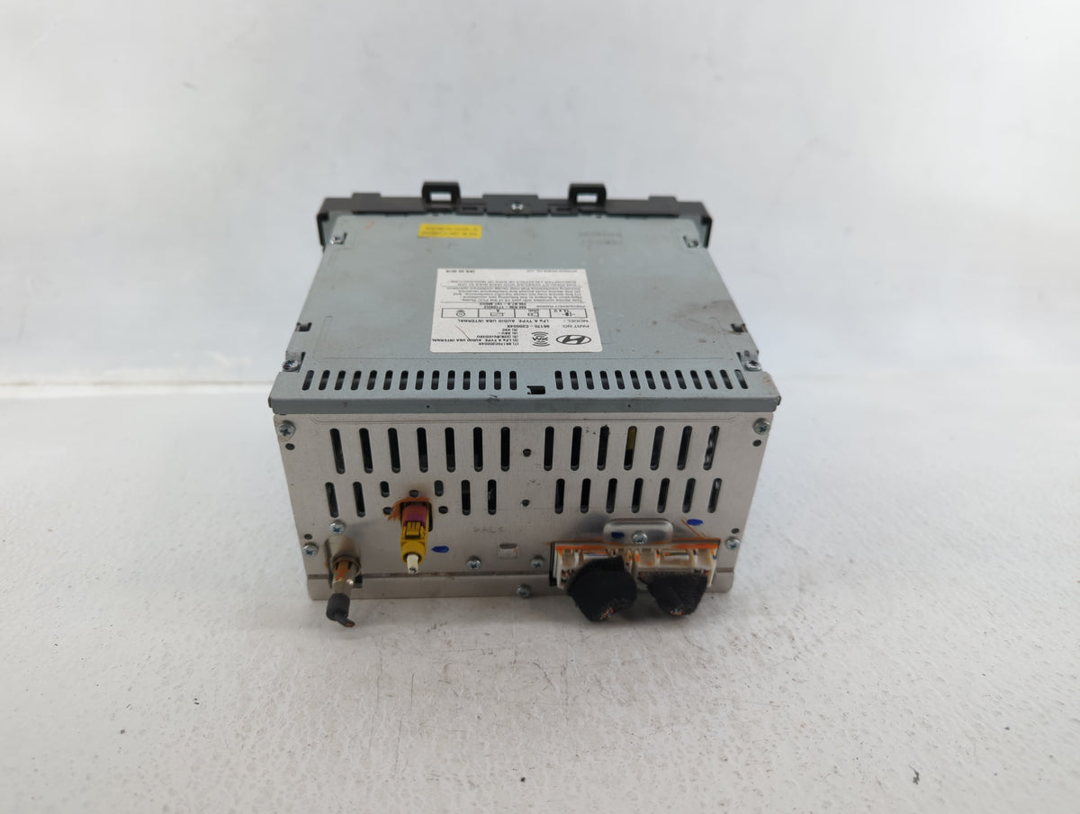 2015-2015 Hyundai Sonata Am Fm Cd Player Radio Receiver 583776 - Oemusedautoparts1.com