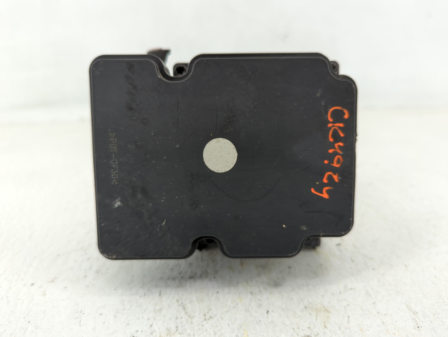 2015 Hyundai Sonata ABS Pump Control Module Replacement P/N:C2589-20500 58920-C2200 Fits OEM Used Auto Parts - Oemusedautopa