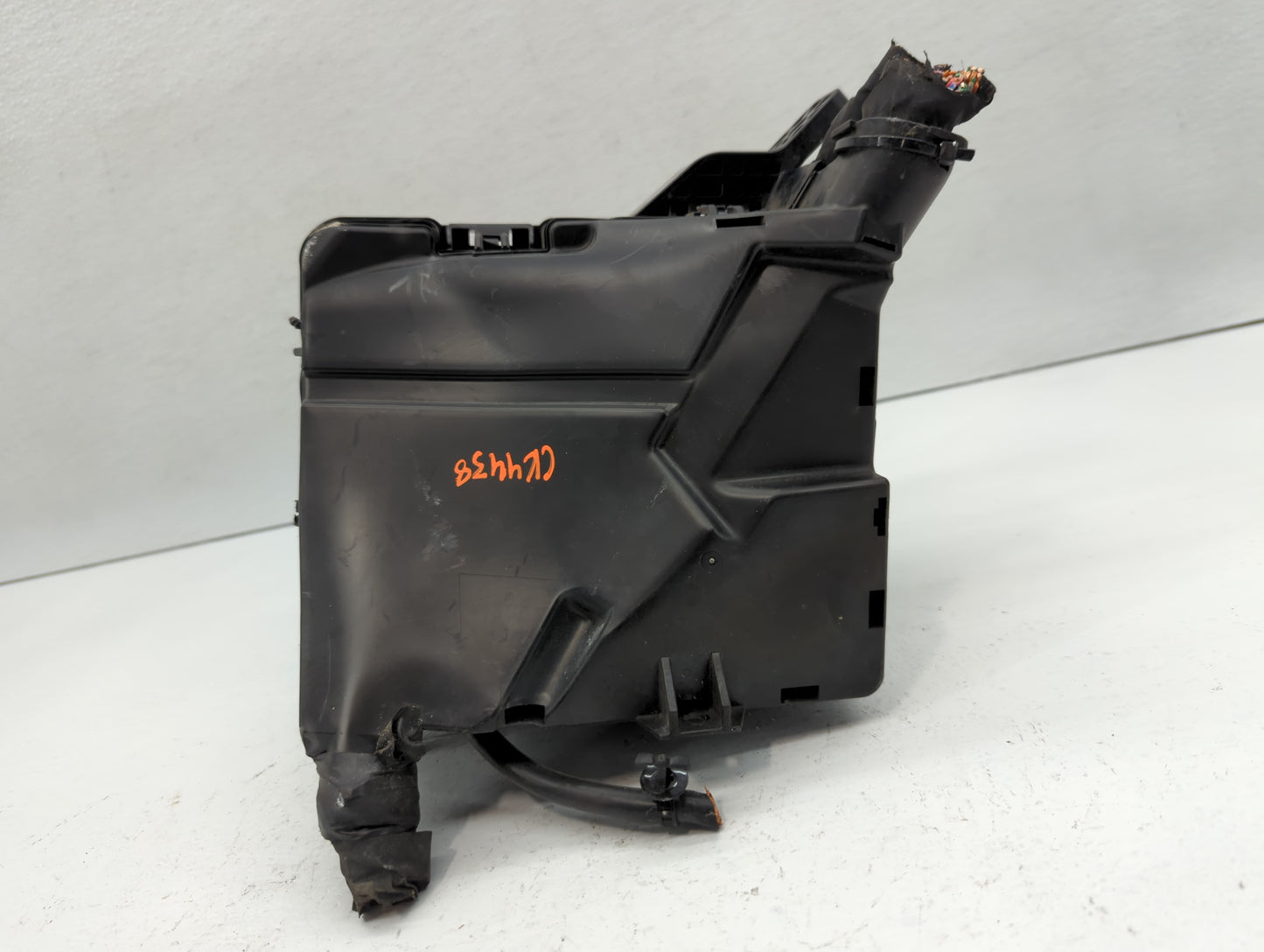 2015 Hyundai Sonata Fusebox Fuse Box Panel Relay Module P/N:91200C2010LA Fits OEM Used Auto Parts - Oemusedautoparts1.com
