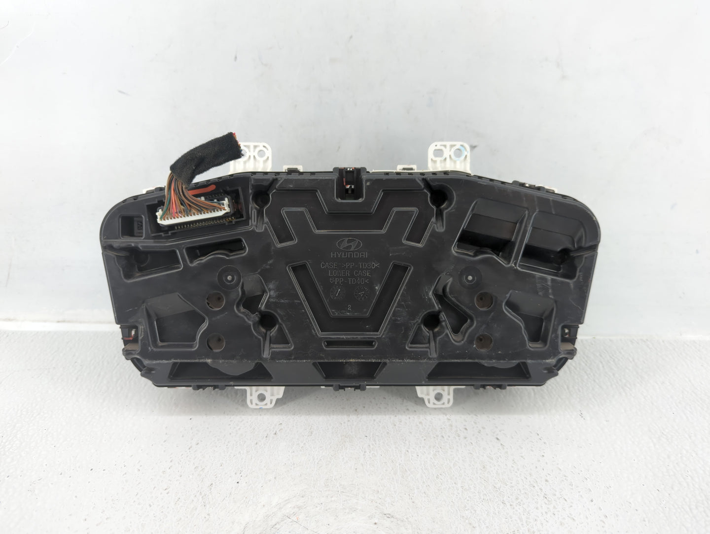2015 Hyundai Sonata Instrument Cluster Speedometer Gauges P/N:94001-C2000 Fits OEM Used Auto Parts - Oemusedautoparts1.com