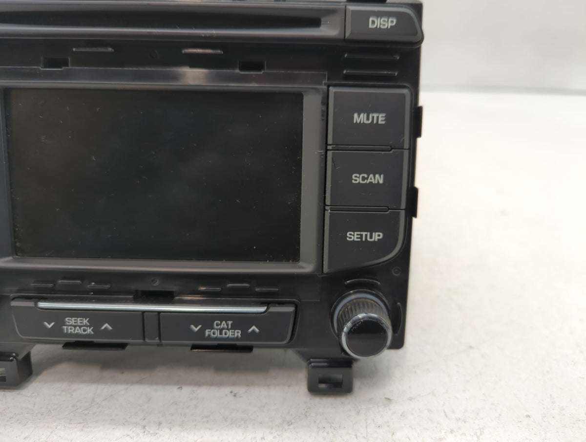 2015-2015 Hyundai Sonata Am Fm Cd Player Radio Receiver 593069 - Oemusedautoparts1.com