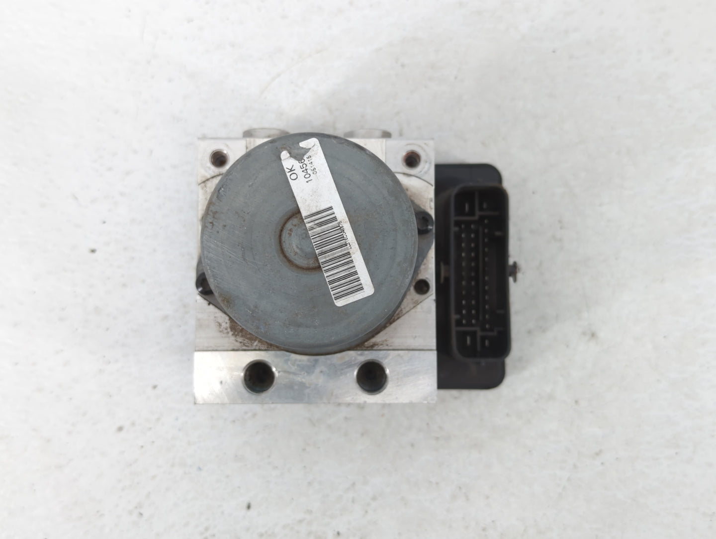 2015 Hyundai Sonata ABS Pump Control Module Replacement P/N:C2589-20500 58920-C2200 Fits OEM Used Auto Parts - Oemusedautopa