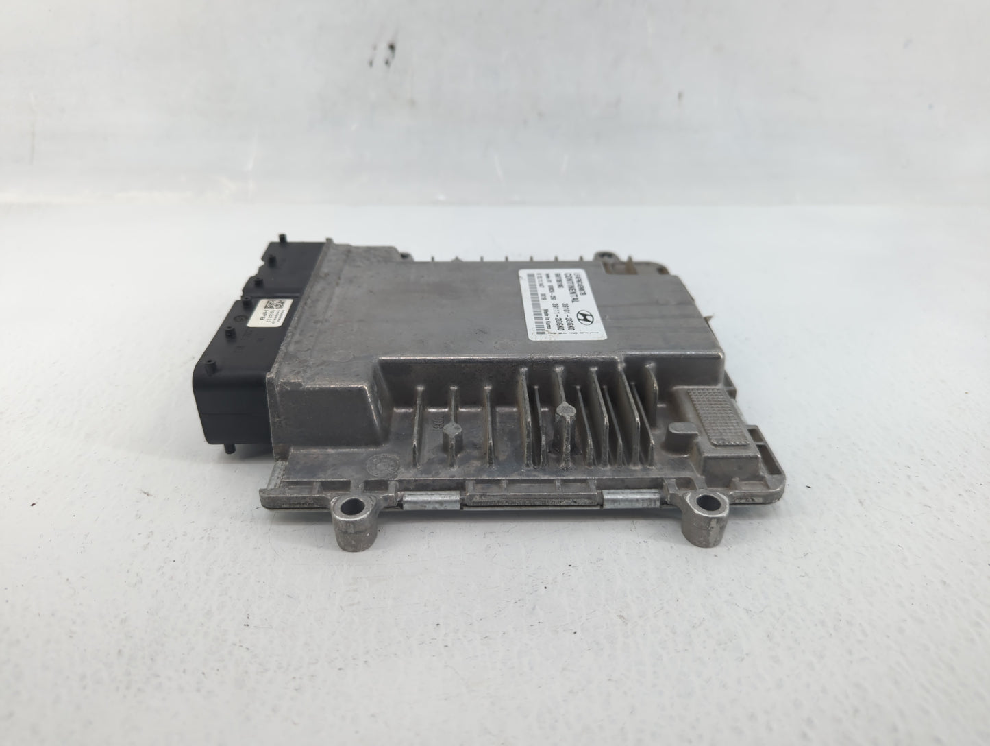 2015-2017 Hyundai Sonata PCM Engine Control Computer ECU ECM PCU OEM P/N:39101-2GGK0 Fits Fits 2015 2016 2017 OEM Used Auto 