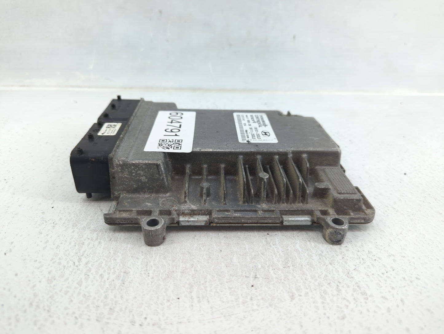 2015-2017 Hyundai Sonata PCM Engine Control Computer ECU ECM PCU OEM P/N:39101-2GGL0 Fits Fits 2015 2016 2017 OEM Used Auto 