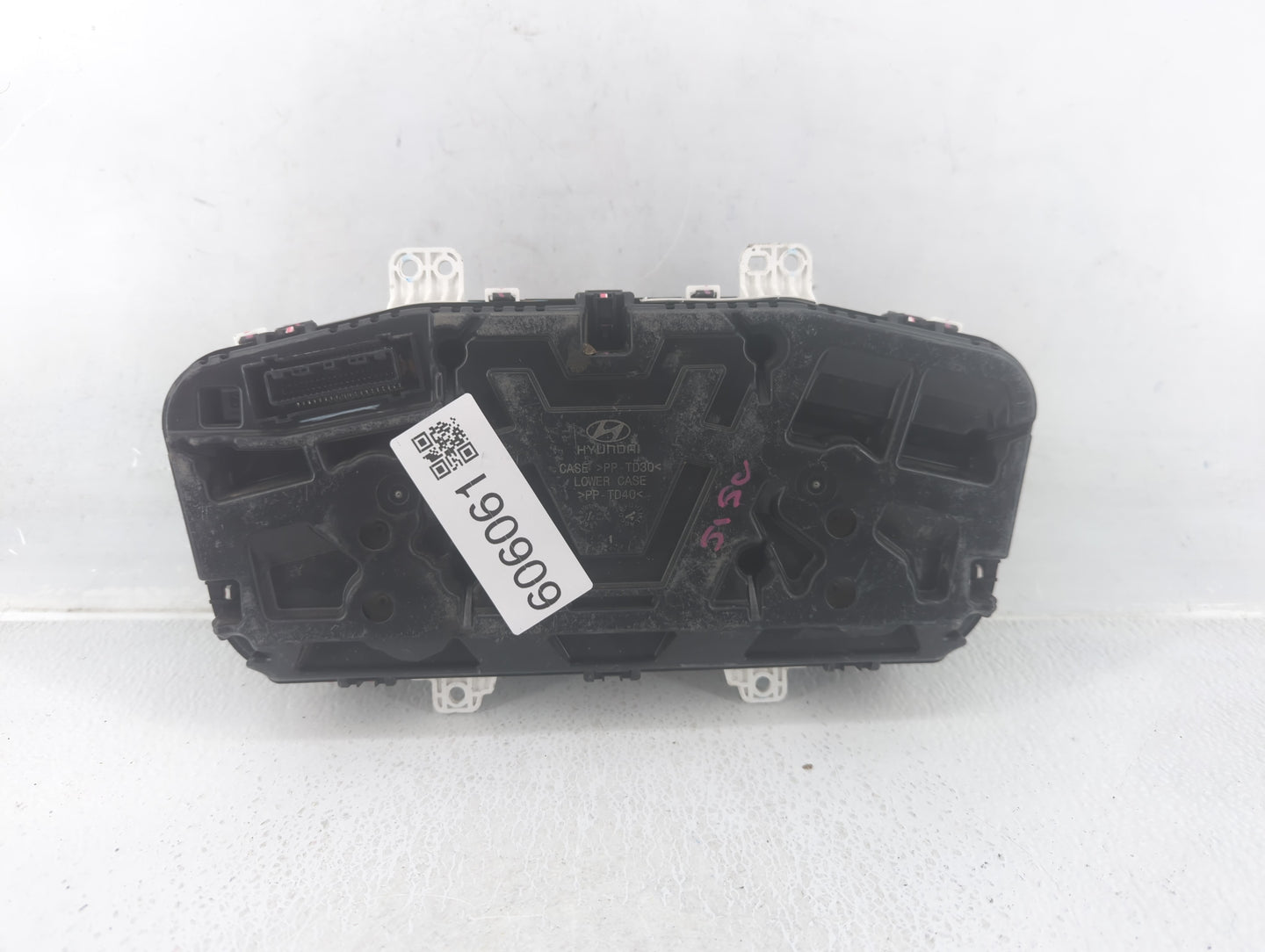2015 Hyundai Sonata Instrument Cluster Speedometer Gauges Fits OEM Used Auto Parts - Oemusedautoparts1.com