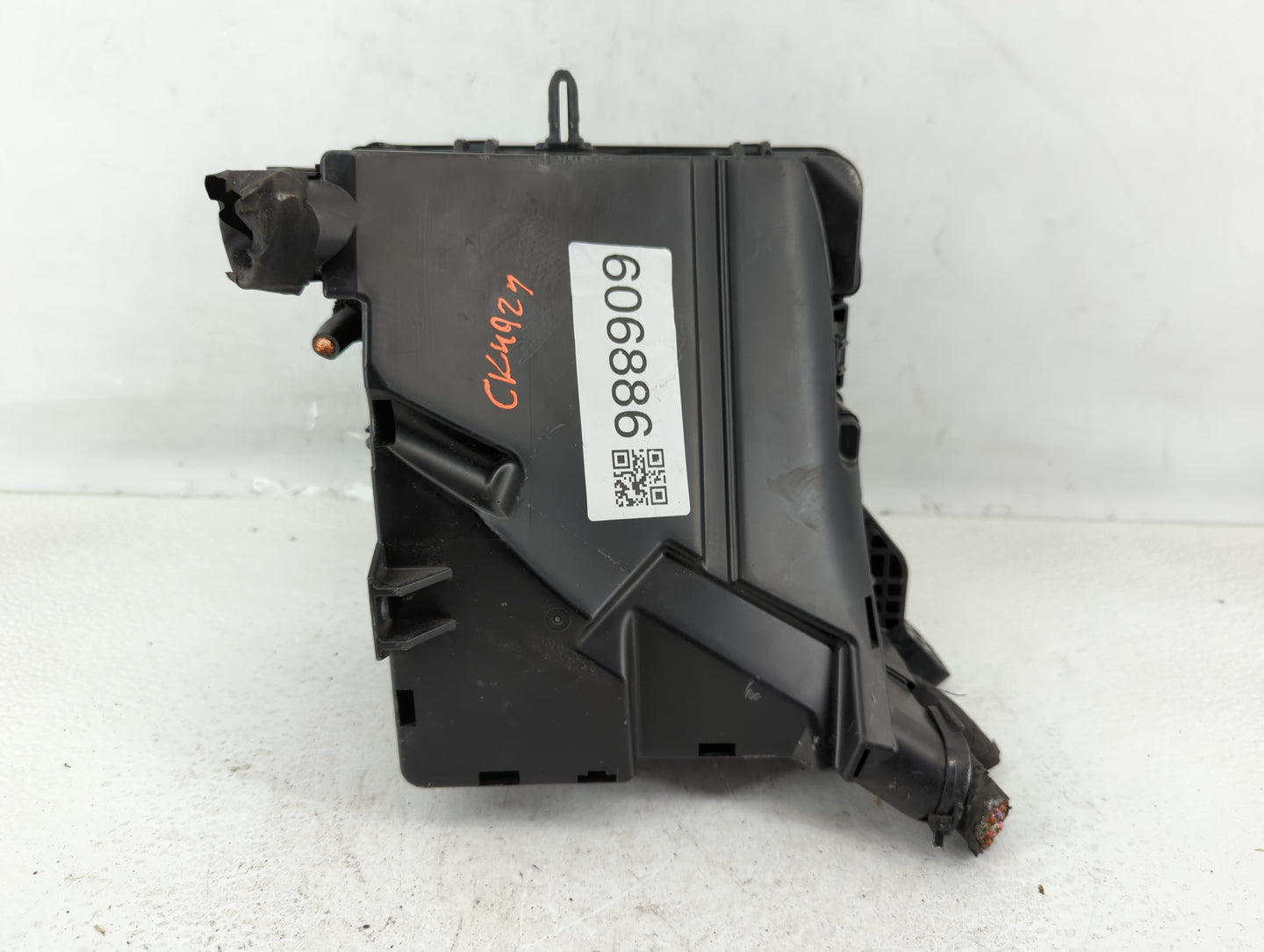 2015 Hyundai Sonata Fusebox Fuse Box Panel Relay Module P/N:6423-0102-7-000 Fits OEM Used Auto Parts - Oemusedautoparts1.com