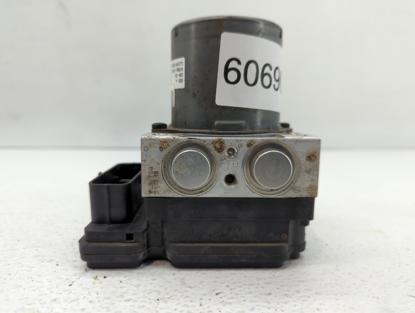 2015 Hyundai Sonata ABS Pump Control Module Replacement P/N:58920-C2201 58920-C2200, C2589-20500 Fits OEM Used Auto Parts - 