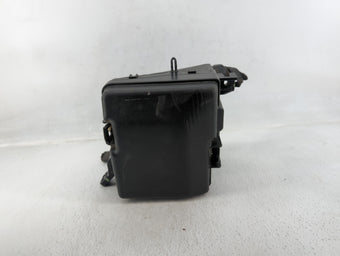 compare product 2015 Hyundai Sonata Fusebox Fuse Box Panel Relay Module P/N:91200C2040 6423-0102-7-000 Fits OEM Used Auto Parts
