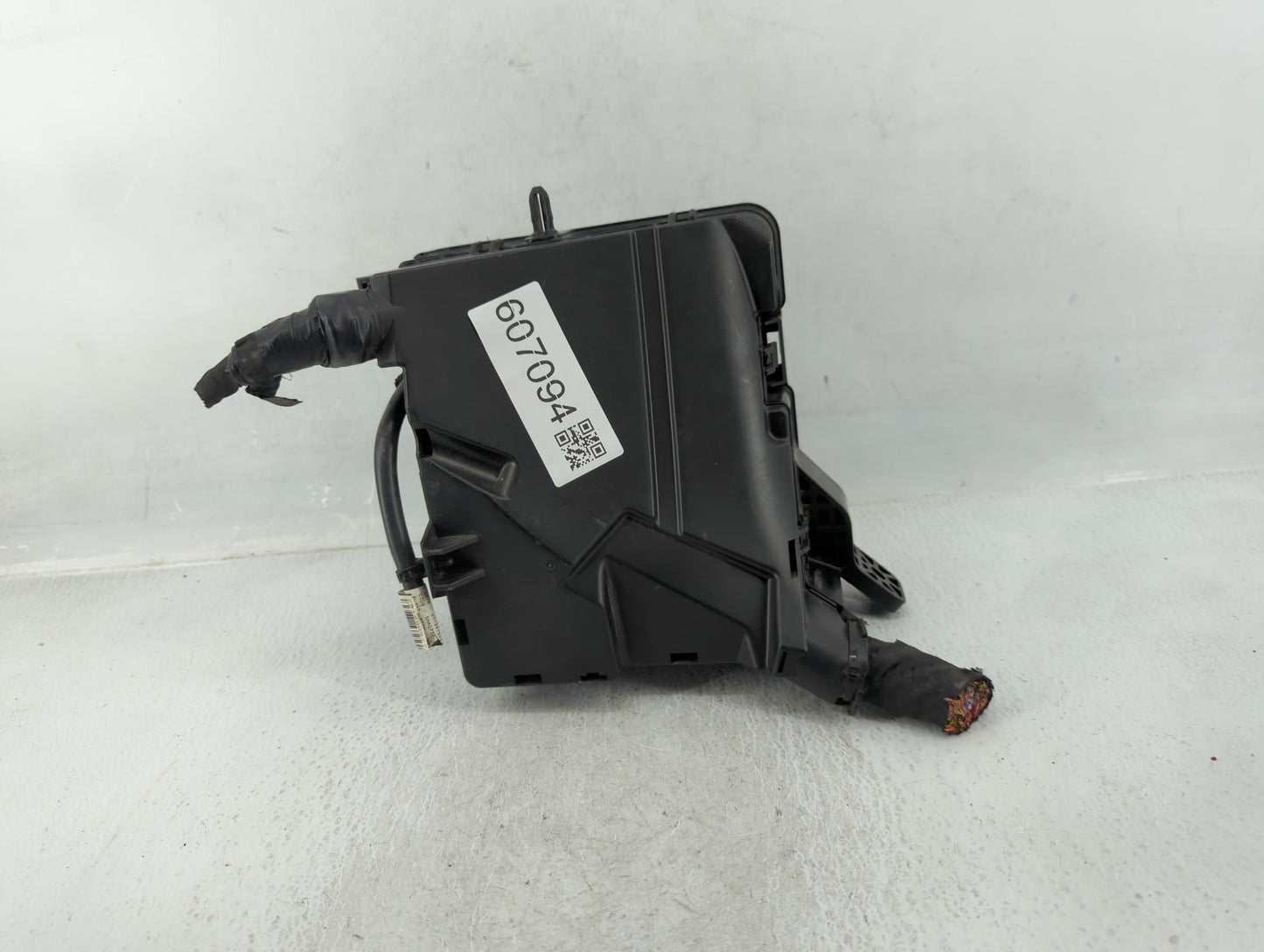 2015 Hyundai Sonata Fusebox Fuse Box Panel Relay Module P/N:91200C2040 6423-0102-7-000 Fits OEM Used Auto Parts - Oemusedaut